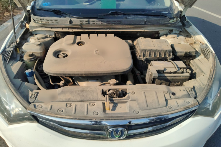 长安 逸动 2015款 1.6L 自动俊酷型 国V局部细节24