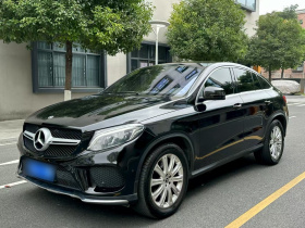 奔驰GLE轿跑 2018款 GLE 320 4MATIC 轿跑SUV
