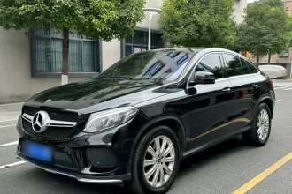 奔驰GLE轿跑 2018款 GLE 320 4MATIC 轿跑SUV