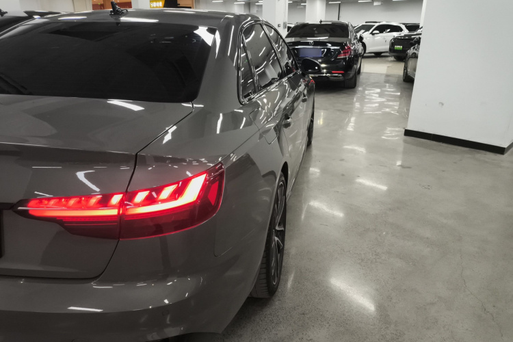 奥迪S4 2023款 S4 3.0TFSI车身外观6006