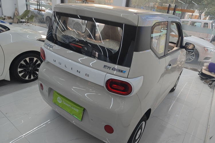 五菱汽车 宏光MINIEV 2024款 第三代 215km 青春版车身外观6005