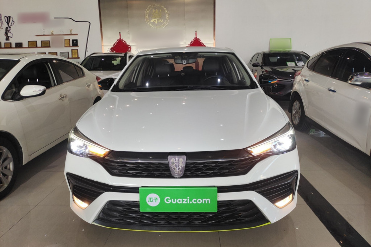 荣威i5 2021款 改款 1.5L CVT钻石版车身外观2