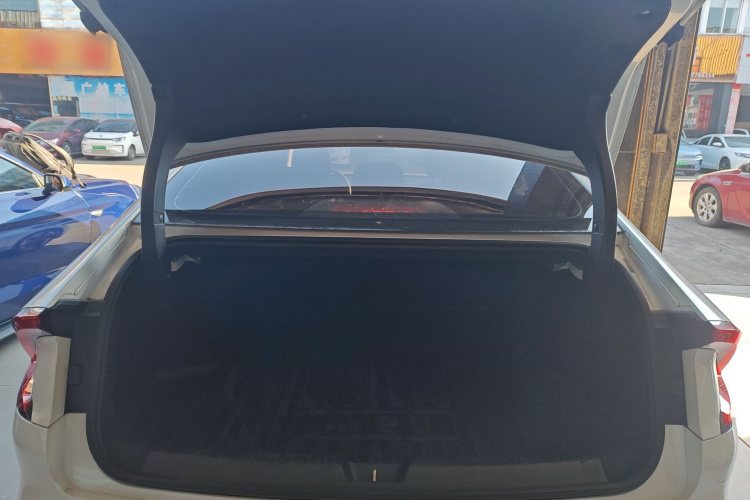 五菱汽车 五菱星光 2024款 共创版 510 进阶型机舱底盘23