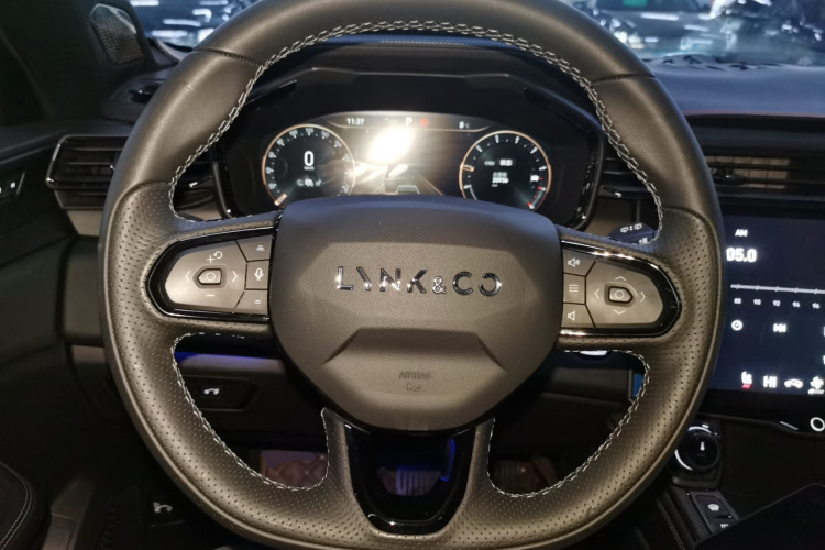 领克01 2021款 2.0TD 四驱暗夜版局部细节13