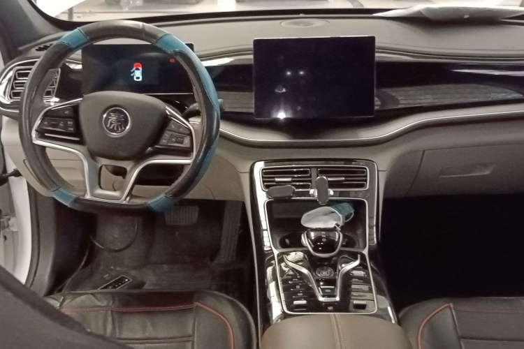 比亚迪 秦PLUS 2024款 荣耀版 EV 510KM领先型中控内饰7002