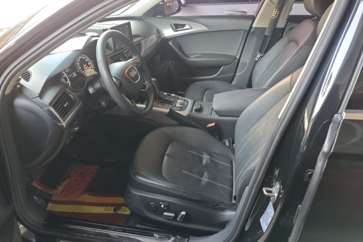 奥迪A6L 2018款 30周年年型 TFSI 进取型中控内饰19