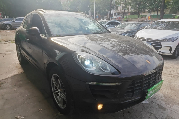 保时捷 2014款 Macan S 3.0T车身外观3