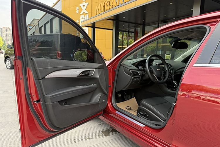 凯迪拉克ATS-L 2017款 28T 时尚型中控内饰7004