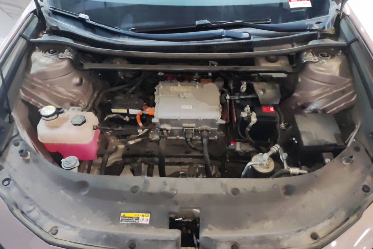 丰田bZ3 2023款 616km 长续航Premium机舱底盘24