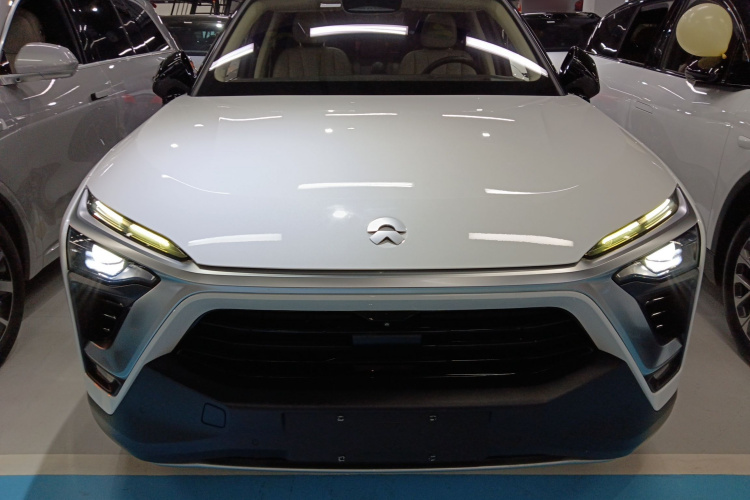 蔚来ES8 2018款 355KM 基准版 七座版车身外观6001