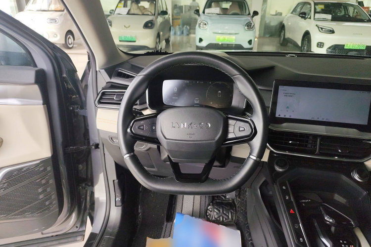 领克06 EM-P 2020款 PHEV Plus中控内饰13