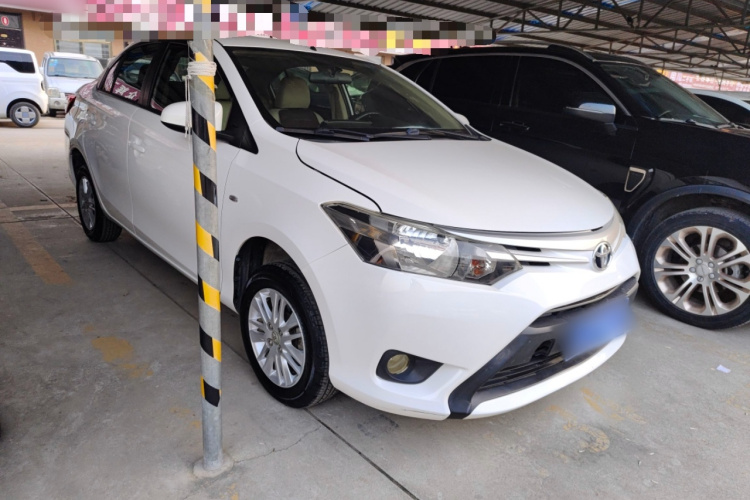 丰田 威驰 2014款 1.3L 手动型尚版车身外观3