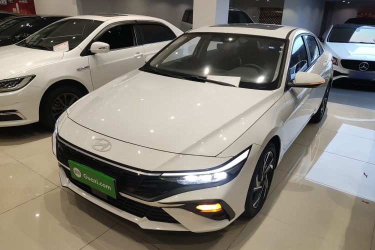 现代 伊兰特 2023款 1.5L CVT GLX精英版局部细节36