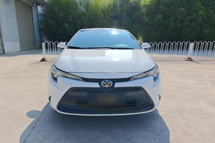 丰田 雷凌 2024款 智能电混双擎 1.8L 领先版车身外观6001