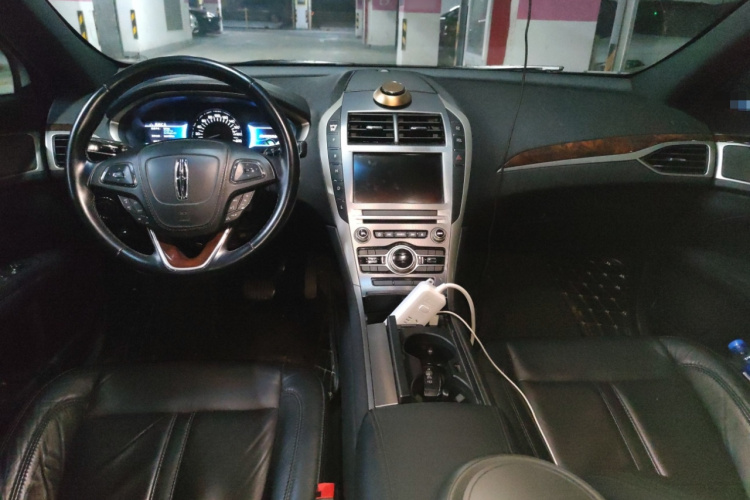 林肯MKZ 2017款 2.0H 混动尊享版中控内饰12