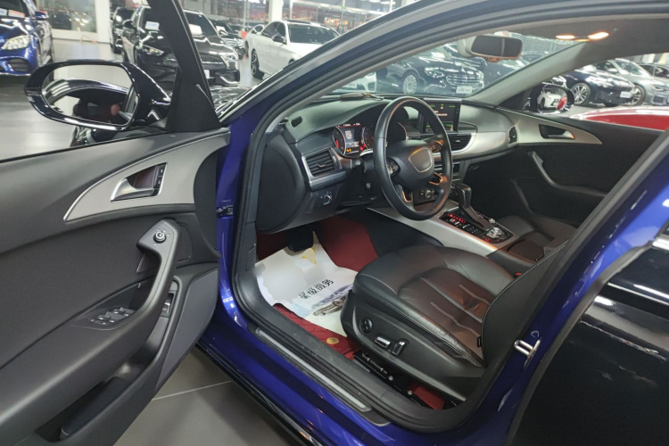 奥迪A6L 2018款 30周年年型 TFSI 进取型中控内饰7003