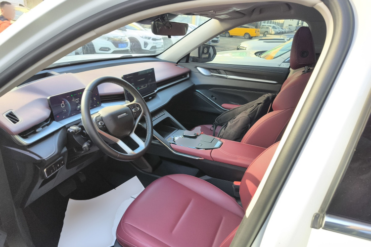 哈弗H6 2022款 第三代 1.5T 自动两驱Max中控内饰19