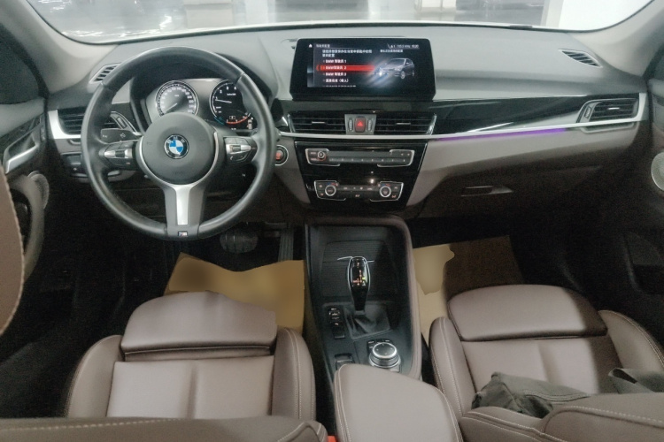 宝马X1 2022款 sDrive25Li 领先型中控内饰12