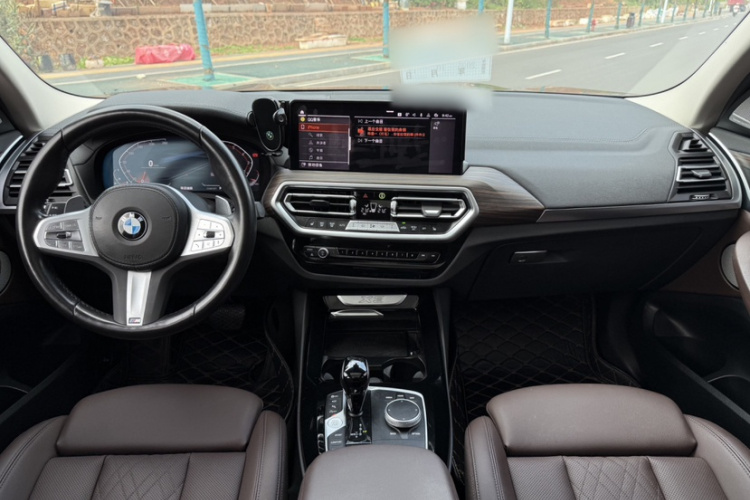 宝马X3 2023款 改款 xDrive30i 领先型 M曜夜套装中控内饰7001
