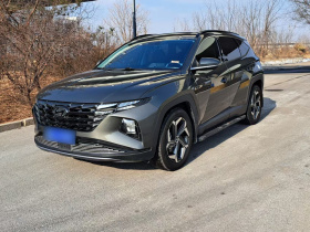 现代 2023款 途胜L 1.5T 自动两驱LUX尊贵版