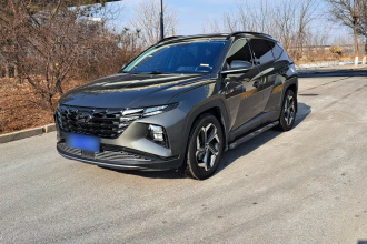 现代 2023款 途胜L 1.5T 自动两驱LUX尊贵版