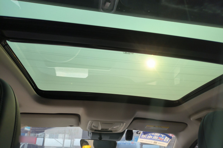 欧拉好猫 2023款 401km标准续航 尊贵型 磷酸铁锂中控内饰22