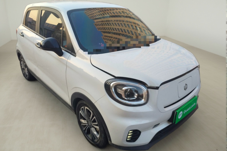 零跑汽车 零跑T03 2021款 400轻享版 三元锂车身外观3