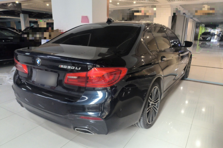 宝马5系 2018款 改款 530Li xDrive M运动套装车身外观6005