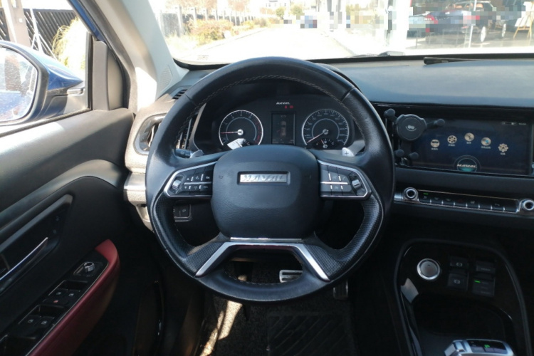 哈弗H2s 2017款 蓝标 1.5T 双离合豪华型中控内饰13