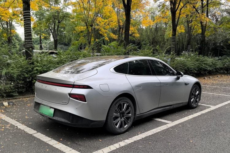 小鹏P7 2020款 670E车身外观6005