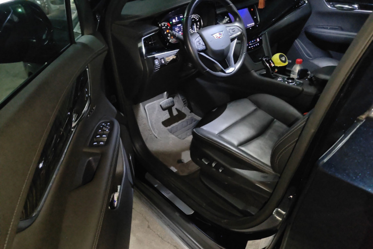 凯迪拉克XT6 2020款 28T 六座豪华型中控内饰20