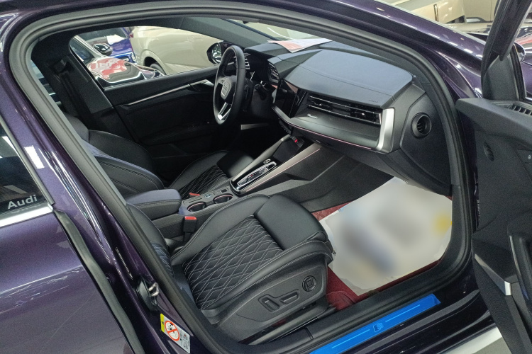 奥迪A3 2025款 Sportback 35TFSI 飞驰尊享型局部细节41