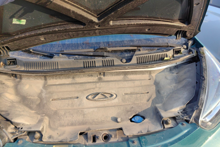 奇瑞 小蚂蚁 2021款 20万蚁粉款 元气版 三元锂 301km机舱底盘24