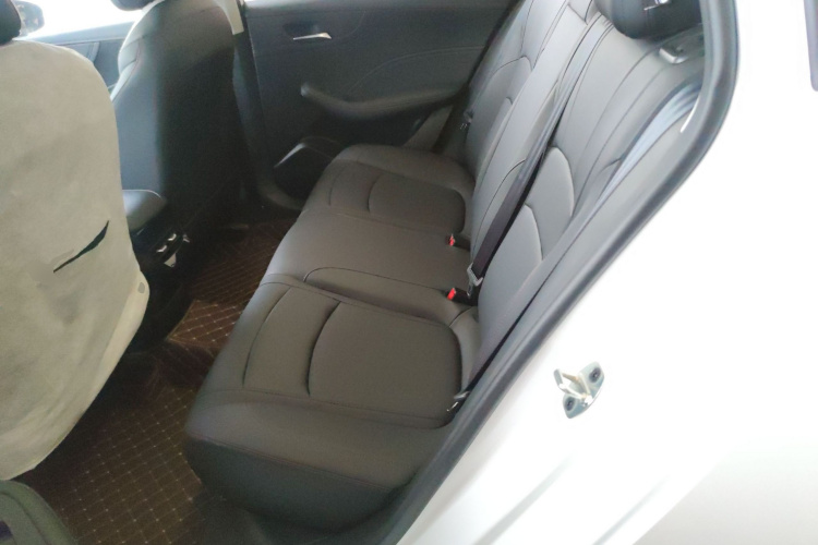 荣威i5 2023款 1.5L CVT豪华版中控内饰21