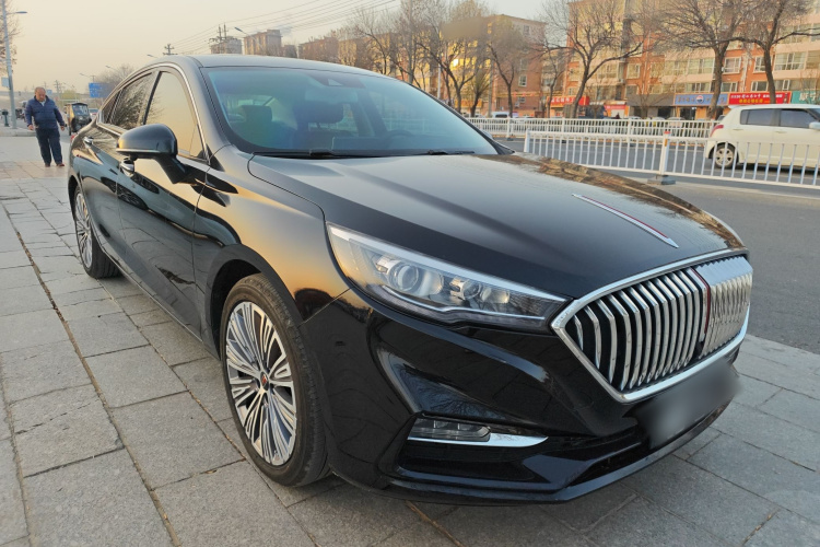 红旗H5 2022款 经典款 改款 1.8T 自动智联旗韵版车身外观6002