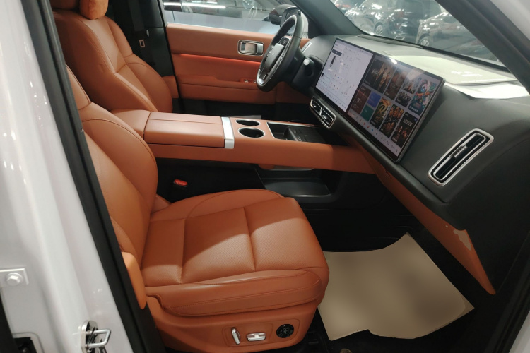 理想汽车 理想L6 2024款 Pro局部细节41