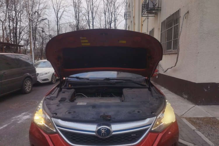 比亚迪 宋新能源 2017款 宋EV300 尊贵型局部细节24