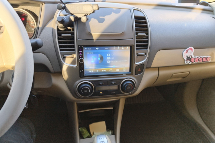 日产 轩逸 2012款 经典 1.6XE 手动舒适版局部细节16