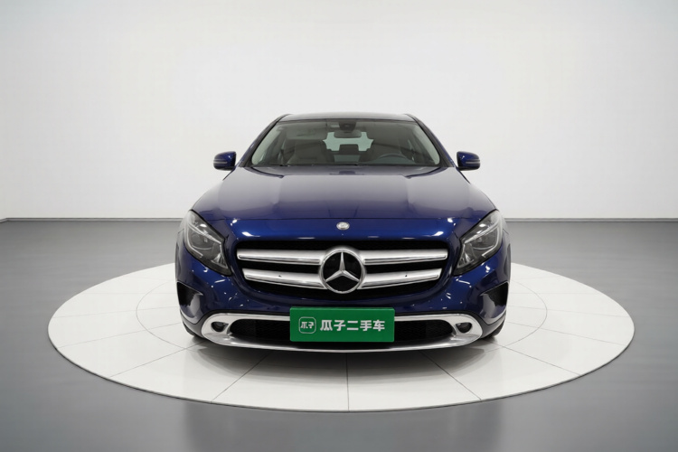 奔驰GLA 2016款 GLA 200 动感型车身外观2