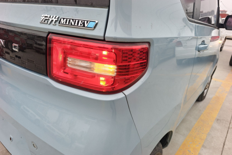 五菱汽车 宏光MINIEV 2020款 自在款 磷酸铁锂车身外观9