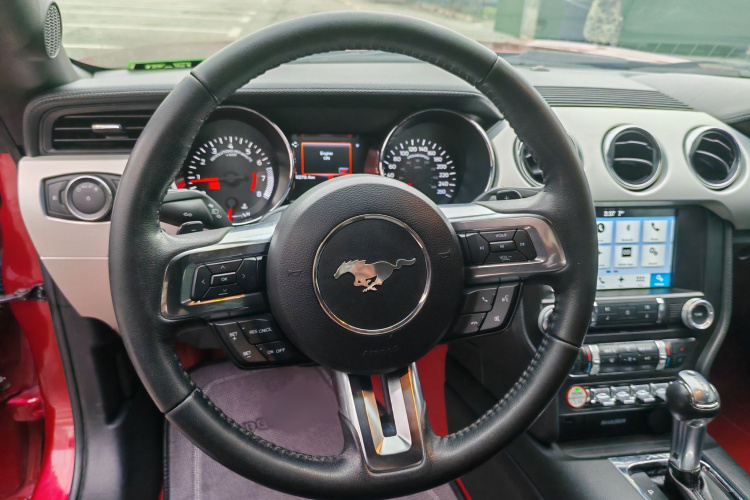 福特Mustang（平行进口）中控内饰7007