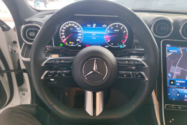 奔驰C级 2023款 改款 C 200 L 运动版中控内饰13