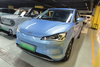 哪吒汽车 哪吒V 2022款 潮 300 Lite 磷酸铁锂