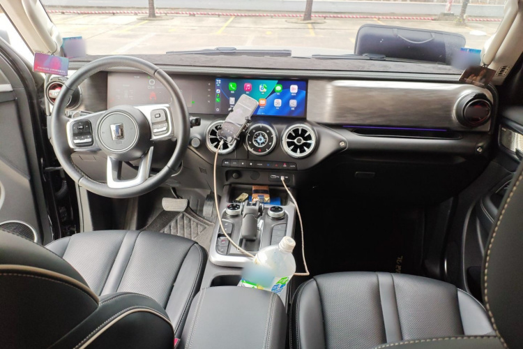 坦克300 2024款 2.0T 征服者中控内饰12