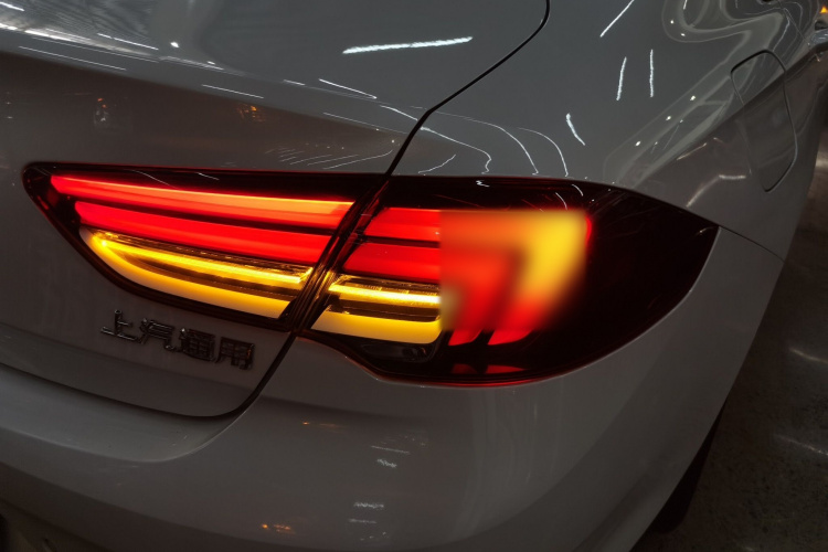 别克 君威 2023款 552T 智享型车身外观6001