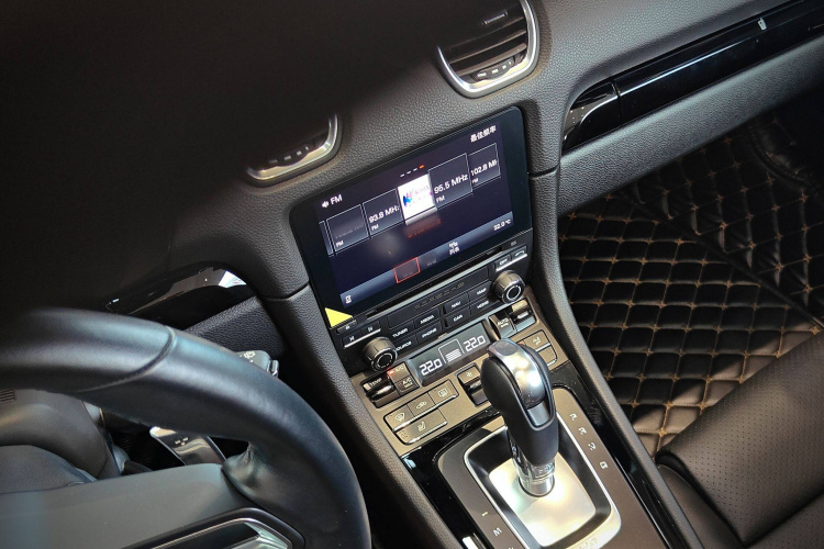 保时捷718 2019款 Boxster T 2.0T中控内饰7004