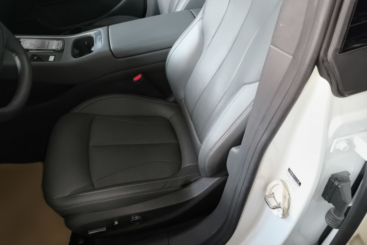 小鹏P7+ 2024款 长续航 Max局部细节19