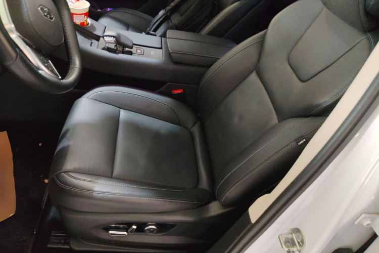 鸿蒙智行 问界M5 2022款 增程四驱旗舰版中控内饰19