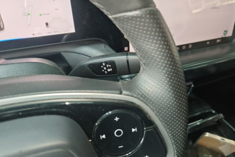 小鹏P7 2020款 562E性能版局部细节18