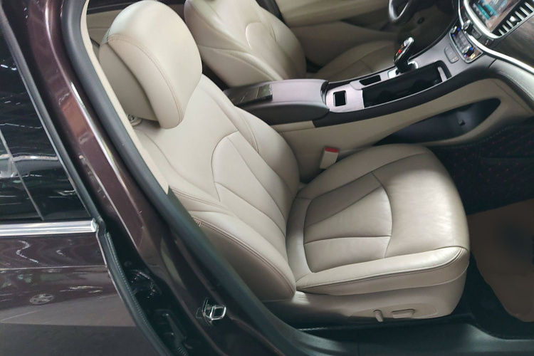 别克 君越 2016款 改款 20T 领先型局部细节41